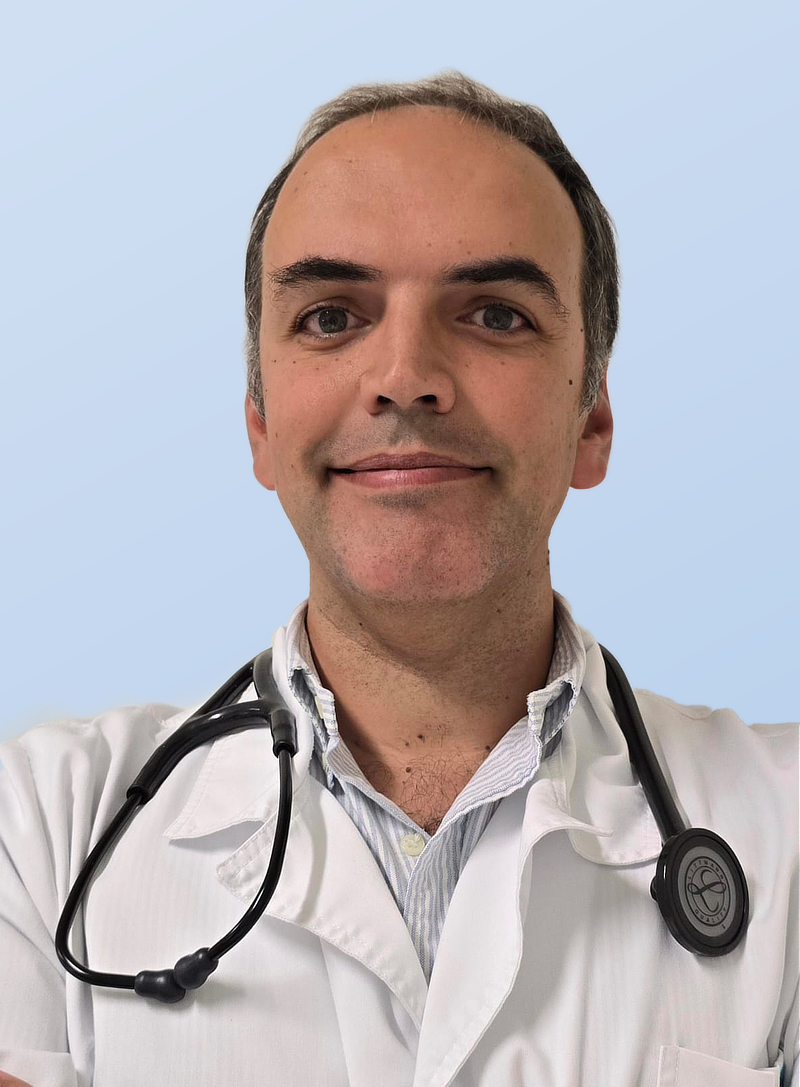Dr. Pedro Lopes - Medicina Interna na Carapinheira
